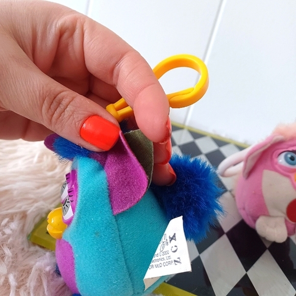 Vintage Furby Keychains - McDonald's - Picture 4 of 7